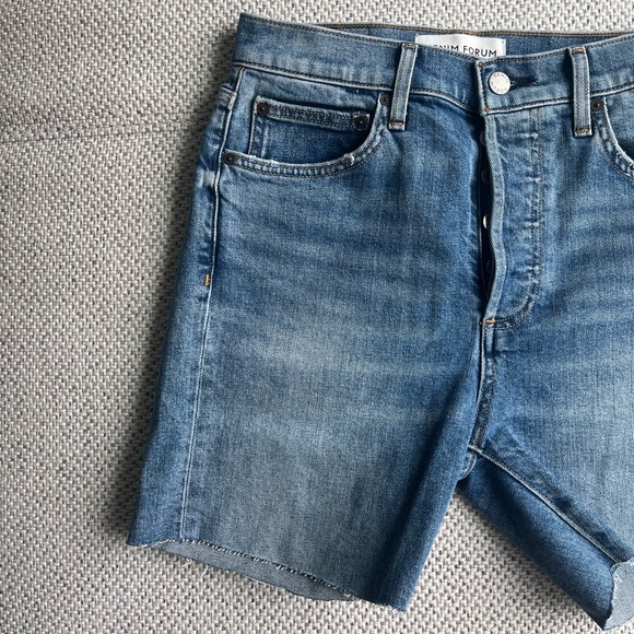 Aritzia Yoko Bermuda Shorts - Picture 5 of 10